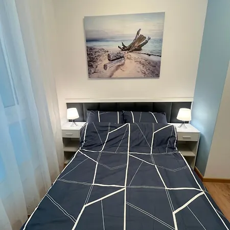 Sw Piotra 6 غدينيا